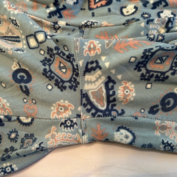 Size Large Zenana cardigan with 2 pair matching LuLaRoe TC Leggings Coral Blue - Picture 5 of 9